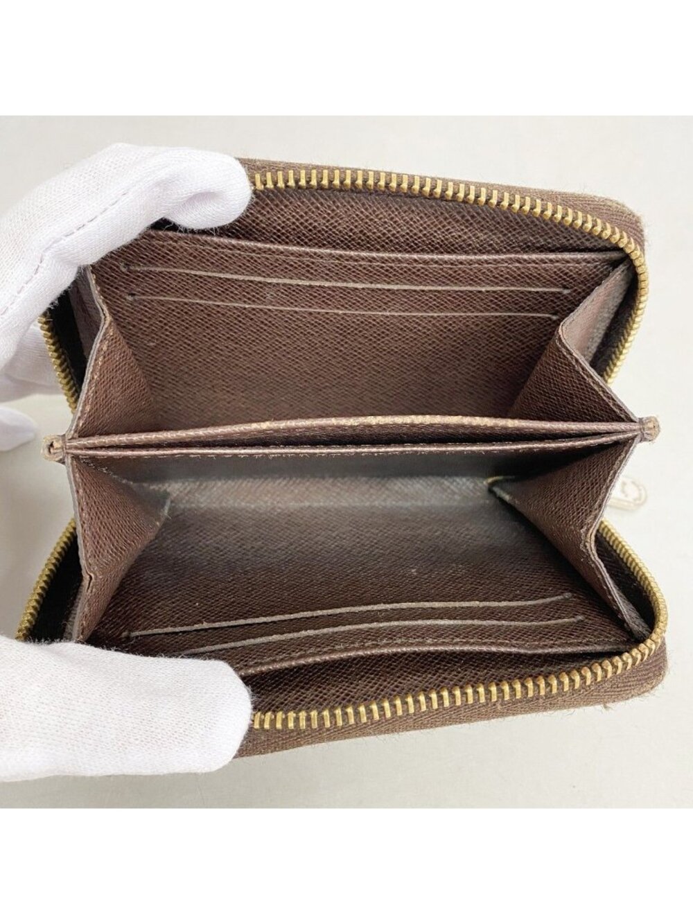 Louis Vuitton Coin Case Damier Zippy Purse Ebene - Picture 3 of 9